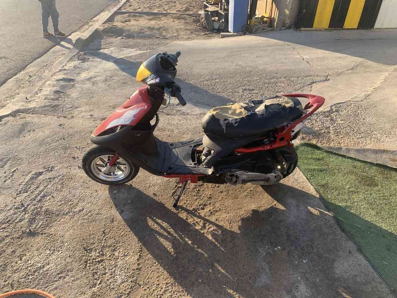 يالله سلام عليكم
درجه ماكس عدله الدرجه تعمير جديد 
المكينه 55 مال بيت عقيل البوشه او البستم 
الويل كذلك مال بيت عقيل او معروف سعر الويل 
السعر 350 او بيها مجال قليل 
*********** 
مامتوجد خاص لا طب او تعب نفسك
