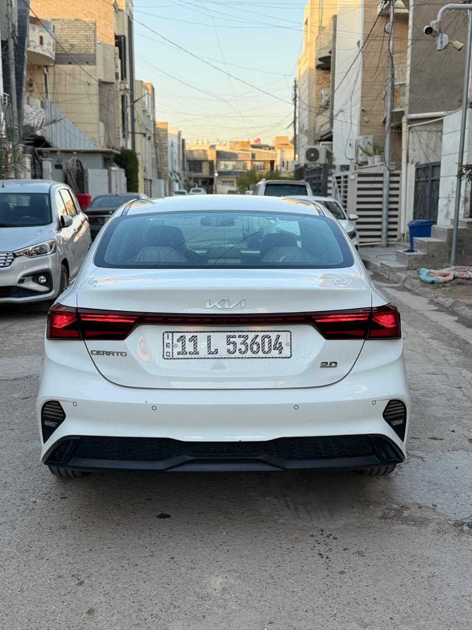 السلام عليكم. سيراتو للبيع
مديل ٢٤

مكينه. ٢٠٠٠

ماشيه ٥٤

مكفوله من الصبح والبارد. بيها هاي رصعتين 

سياره نضيفه جدا. مكانها حي الجهاد. 

داخل لونين

السعر. ١٧٥. وبيها مجال

للاستفسار. ***********
