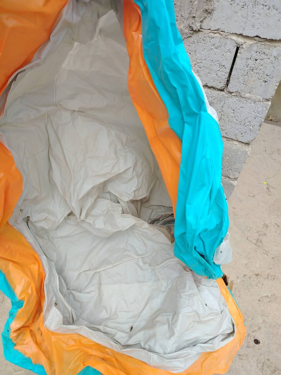 مسبح كلش جبير جديد لوك اي ثقب مابي على الفحص اول تم15 الف مع التوصيل وبالعافيه


**إذا كنت صاحب هذا الإعلان وتريد حذفه لأي سبب، رجاءا أرسل رسالة إلى الدعم الفني**