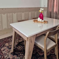طاولة طعام • ٤ كراسي • قابلة للتمدد
