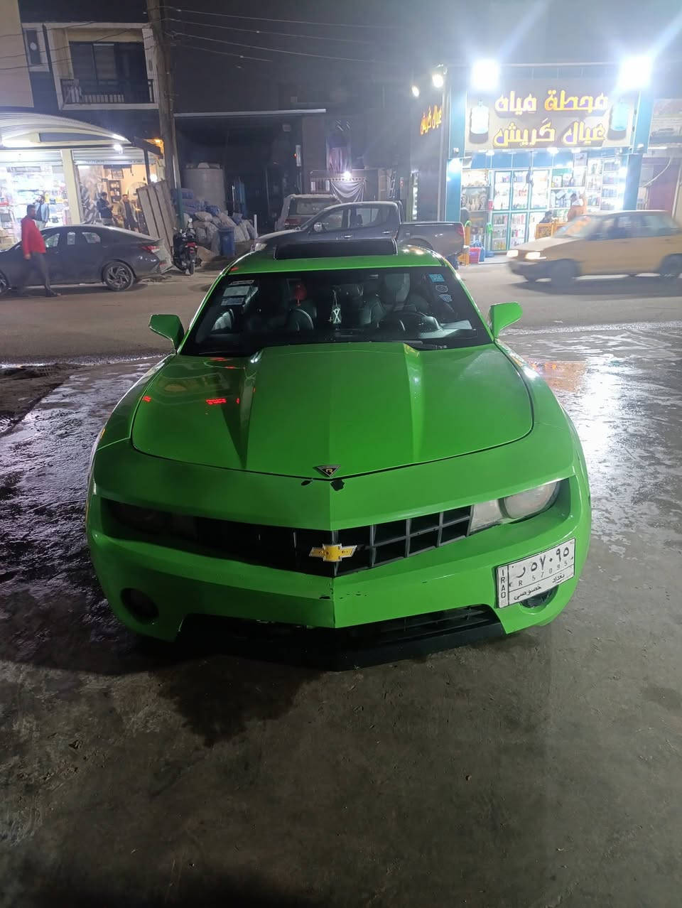 كمارو 2012 RSضرار جاملق خلفي
كير و محرك واكسل كفاله حجم 3600 سته سلندر 
شواصي و لغد و تكم و حوض كله كفاله شرط  
السياره مصبوغه عام 
صدر خلفي امامي بحاله جيده
مكينه وگير صار شهرين شديتهن مكفولات 
تدفئه تبريد
شاشة اعطال 
اكسل جديد قبل يومين شديته 
اجرائاتها كامله صفرت غراماتها و يوم الثلاثاء الحجز مالتها  اسوي الهزه واستلم  لوحات جديده وسنويه بسمي واللي ياخذها ويريد گبل باسمه اني حاضر 
تاخذ سياره مصفره غرامات ورقم جديد وسنويه جديده 
سياره حلوه حيل الله شاهد احلى من الصور  
السعر المطلوب 70 بيها مجال شراي مكان بغداد ***********
