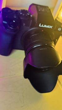 كامره لومكس باناسونيك G7 نظيفه الكامره واستخدام بسيط تصوير 4K دقه عالي...