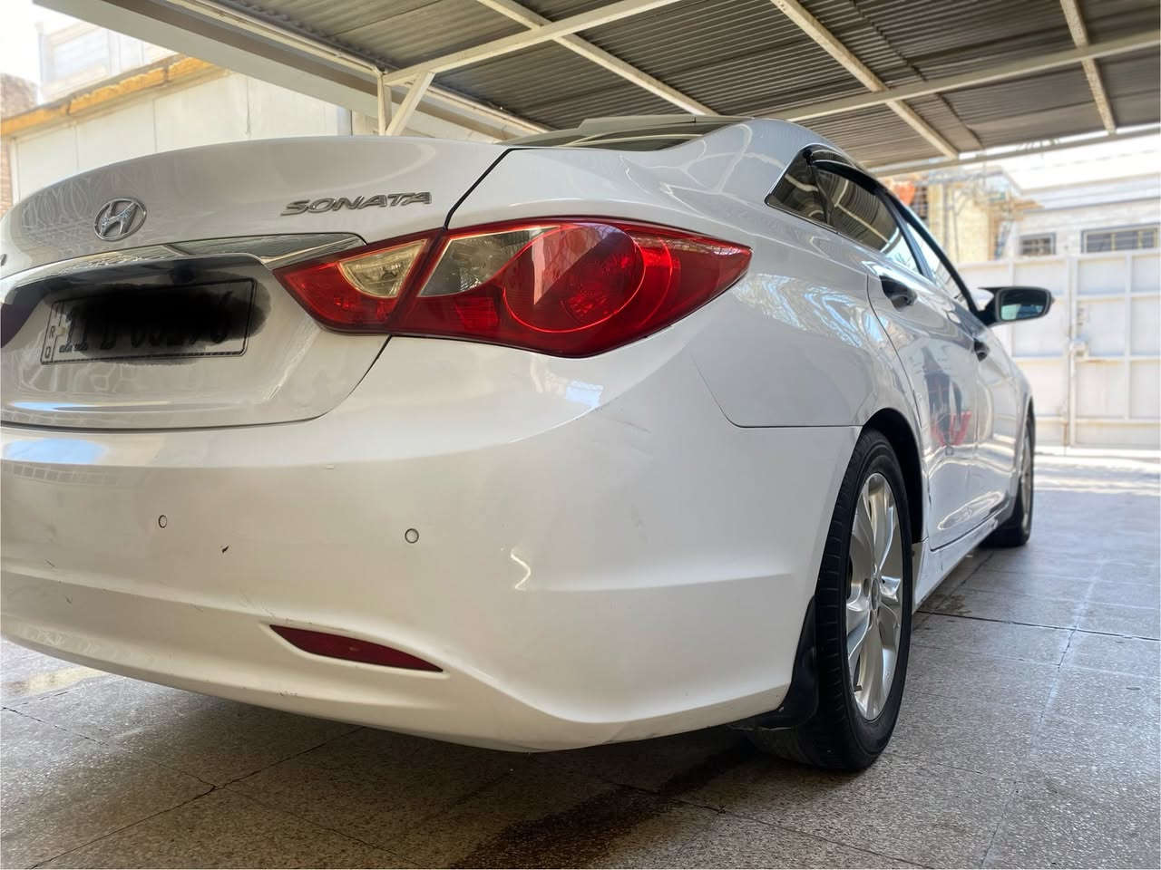 السلام عليكم سوناتا 12 خليجي ماشيه 143 بغداد باسمي الباب خلف السايق مبدل السعر 125 مكاني بغداد***********
