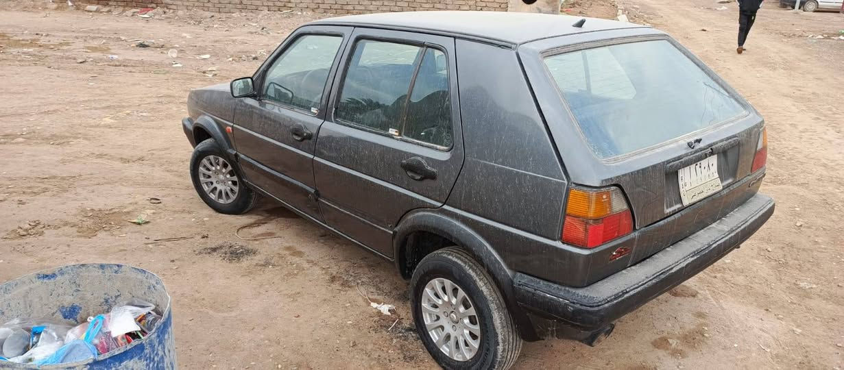 للبيع... كولف عظم موديل 88 رقم صلاح الدين الماني السنويه ساقطه سنه شرط التحويل محرك 1800 كابريتر كير عادي خمس نمر بدون ضربه صدر امامي خلفي جديد تختم تاير جديد اصل بور بس مابيها مصبوغه عام جماليه بدون ضربه بدون خياس داخل نظيف... للبيع فقط نقد لاقسط لا مراوس السعر 35 ورقه وبيها مجال بسيط *********** مكاني سامراء
