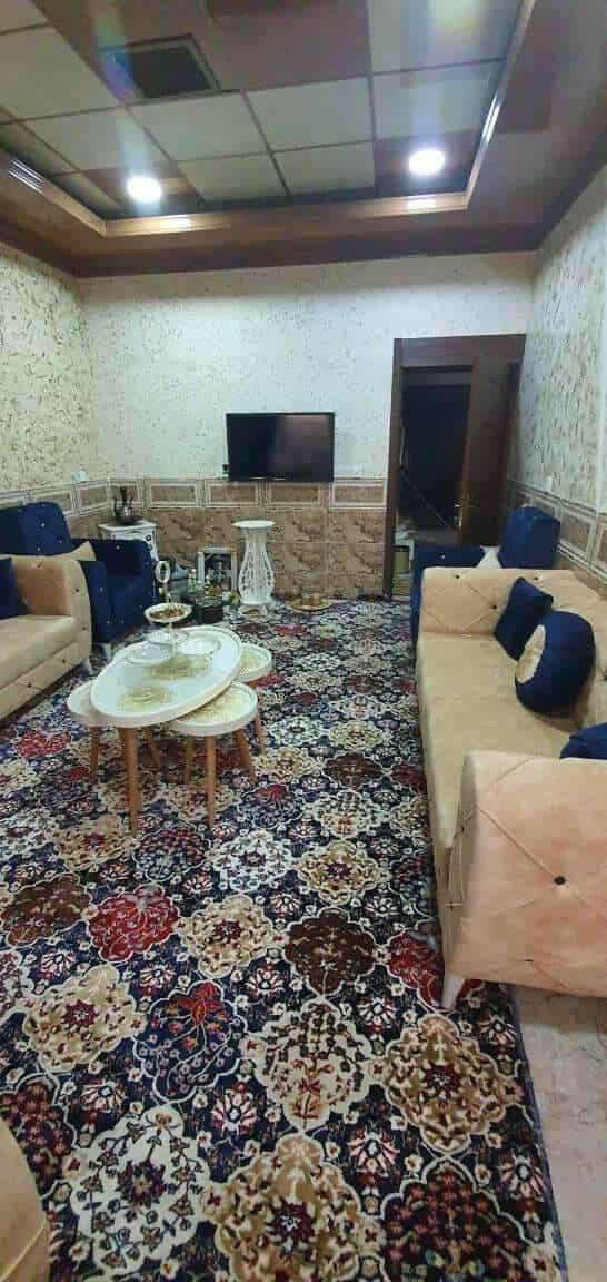 دار للبيع او للمراوسة مساحة١٥٠متر طابقين
طابو صرف 
واجهه البيت ٧ ونص
واجهه البيت فلين 
الطابق الأول يحتوي
يحتوي على 2 غرفة نوم
هوال
استقبال
مطبخ
مجموعة صحيات
الطابق الثاني غرفتين نوم هوال و مجموعة صحيات
مع كاونتر
٣ سبالت
قمريه كي اسبان مال كراج
تخم ديوان
موقع مميزوعل شارع عريض وتبليط مجاري وماء حلوو 
سعر:١٧٥ مليون وبيها معاملة 
عنوان القادسيه الثانيه قرب حديقة السلام
للاستفسار الاتصال على الارقام التالية:***********
