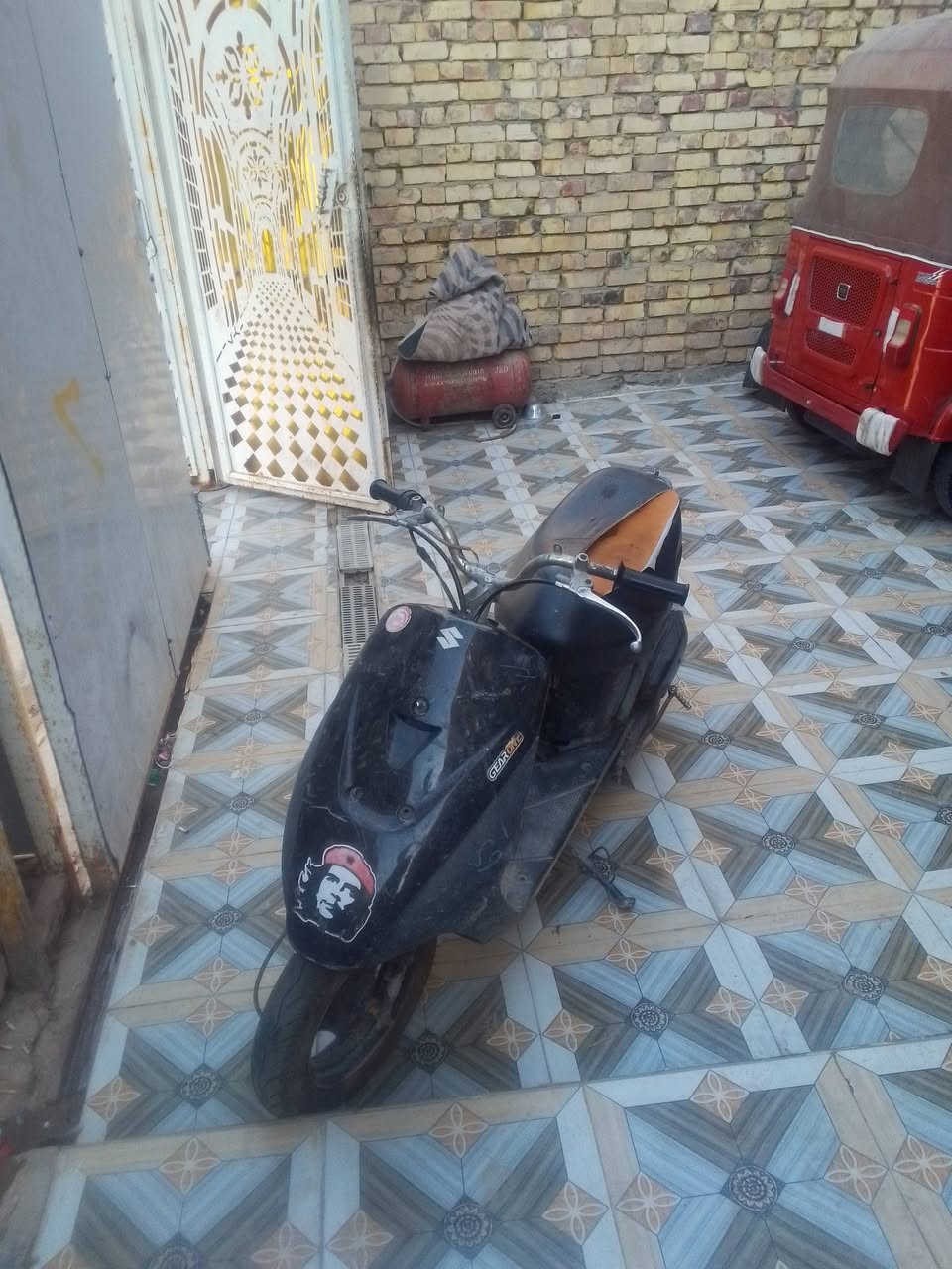 للبيع شعاله كفرات موجوده ابيع كوم حديد رايده 80//***********
