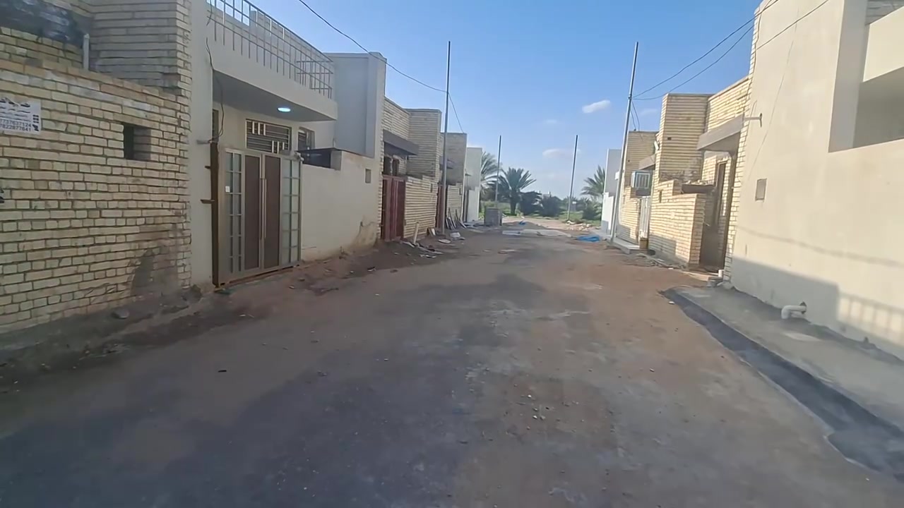 عندي هيكل مسكوف كامل حتى البيتونه مساحه  ١٠٠متر  وجه ٧اونزال ١٤ بناء طابوك جمهوري مصبوب رفت مجاري كامل رابط الزبيليه مجمع السفير قرب سيطرة الابراهميه
 كافه الخدمات موجودة مي كهرباء مجاري مدارس مركز صحي شوارع تبليط ١٠ متر ابيعه بالاقساط  اتصل وتدلل السعر ٤٥ ***********
 ***********

