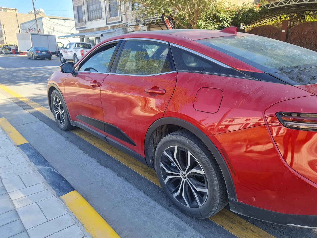 المواصفات العامة (Limited):
محرك 2.5L هايبرد
موديل 2023
 الحالة: حادث الباب الخلفي عكس السائق
يعني صبغ قطعة وحدة فقط 
ماشية: (26 الف ميل)
 السعر: (290)
 للتواصل: ***********  متوفر واتساب ايضا
مكان السيارة: بغداد - العامرية
