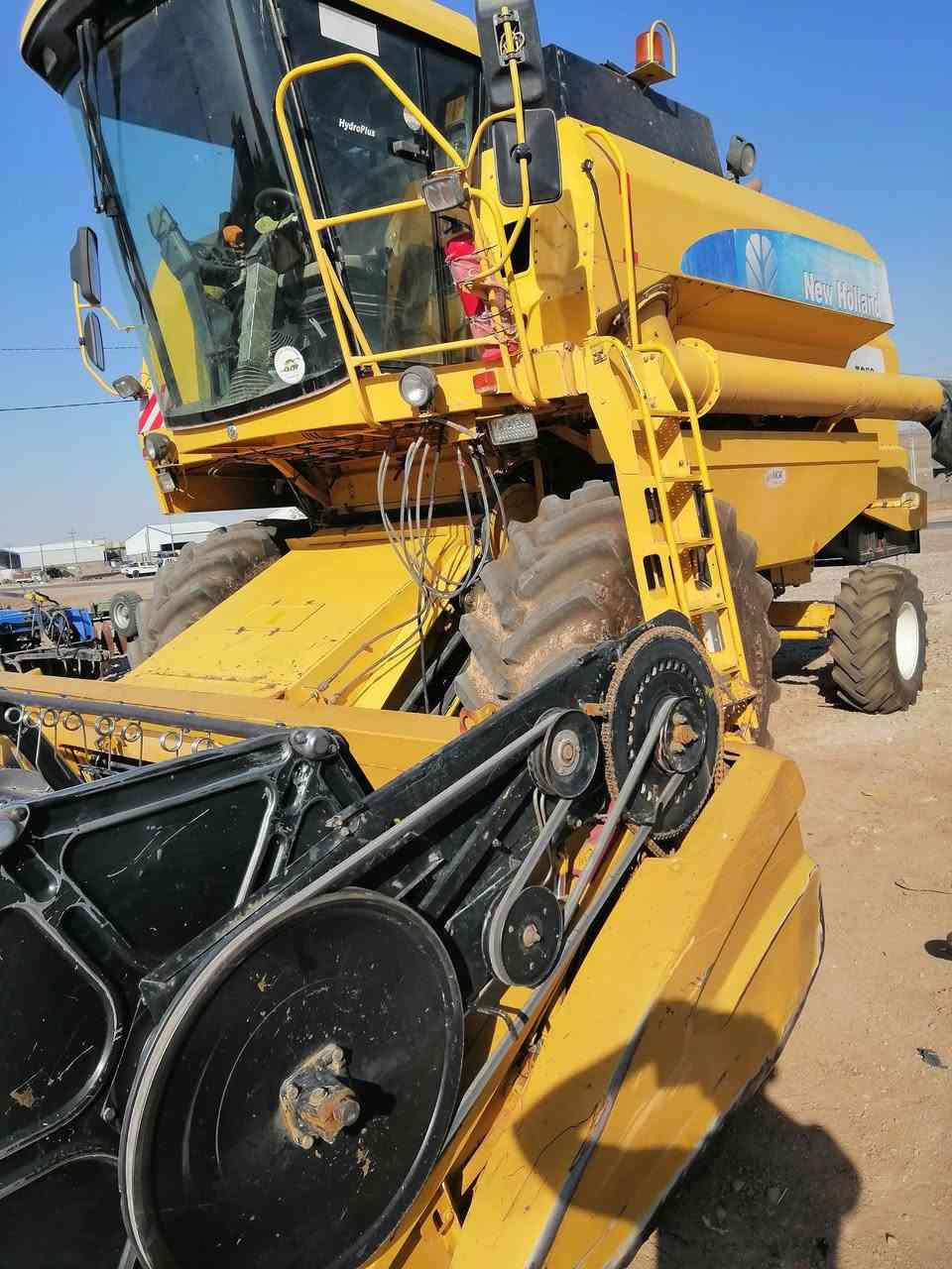 السلام عليكم حاصده 2006 بلجيكي5بلم اصلي فول  مكفول كفاله عامه رقم اربيل طبله17  قلاب دبل درام هوزل سلايت *********** *********** المكان واسط بيع +مراوس
