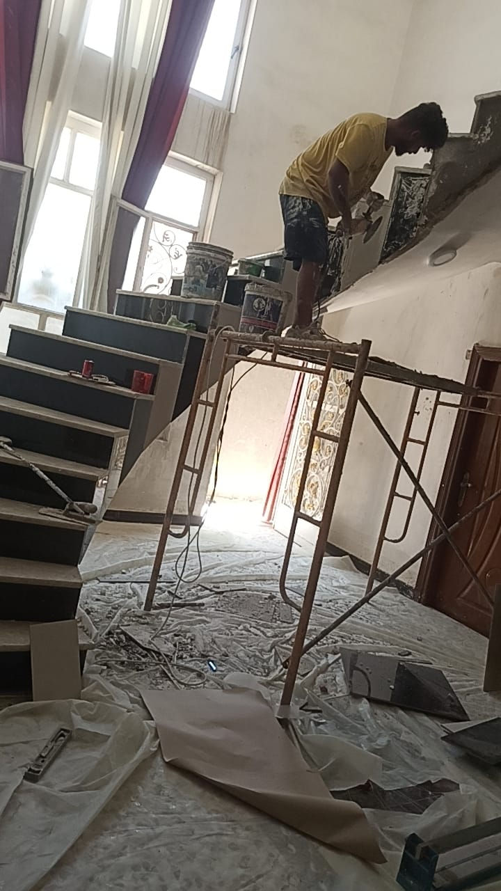 سلام عليكم خلفه سيراميك ومرمر متفرغ حالين  اشغل محافظات وتساب 
الاتصال ***********ذ
