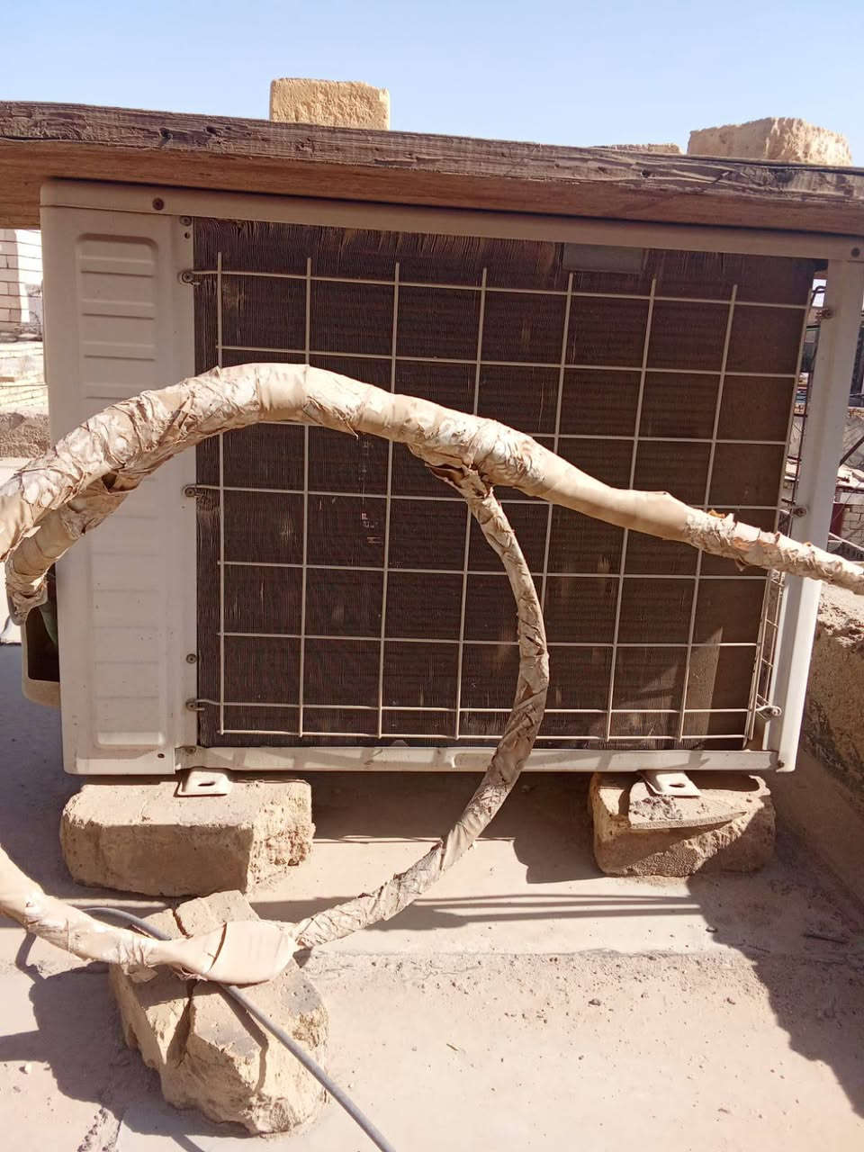 سبلت شرط الشغل والتبريد سعر 300
#طباخ ناره حلوه بس جامه الفرن مكسوره سعر  80


**إذا كنت صاحب هذا الإعلان وتريد حذفه لأي سبب، رجاءا أرسل رسالة إلى الدعم الفني**