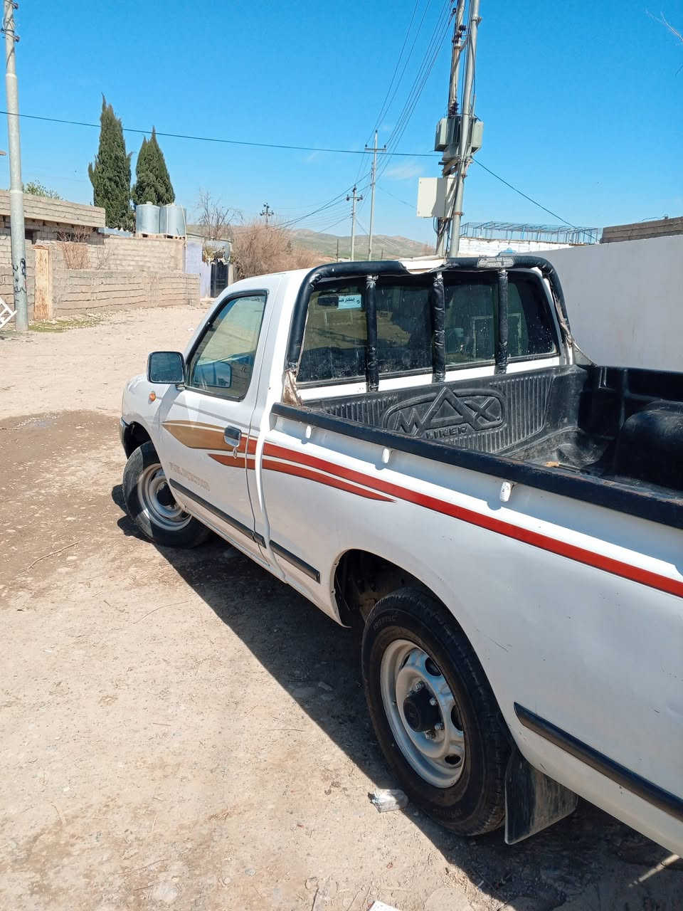 پیکاب نیسان 2008 تاك زۆر خاوێن سەنەوی تا ۲۷ نوێیە گێڕو مەکینەو تەبریت تەقەوڕەقە بەشەرت چوار تایەی لۆک
دوپارچەی ڕەشە بێ سبوخە 
*********** ڤایبر واتس ئەپ بەردەستە
