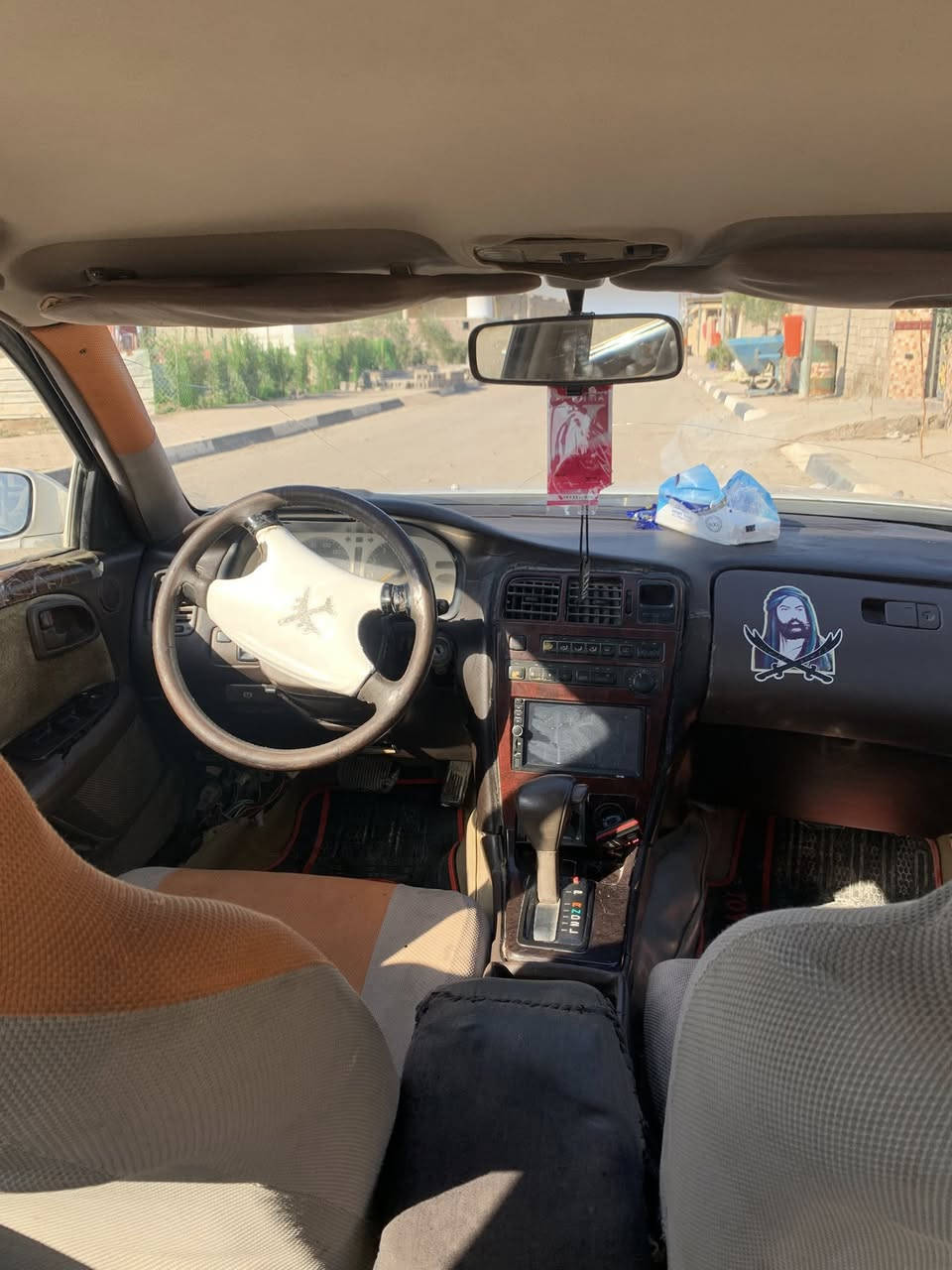 سياره كرسته للبيع مثل ما بصوره وبعد انضف لاستفسار تصل   ***********
