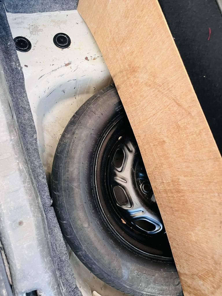 نيسان برايمرا 
موديل 1993 كير عادي جام كهربائي مصبوغه عام جمالي لاضربه ولاخياس محرك صدر جديد كهربائيات كلها شغاله كلشي شغال وجاهزة 

رقم كركوك مشروع وطني دفتر بانزين وشرط التحويل *********** كركوك, العراق
