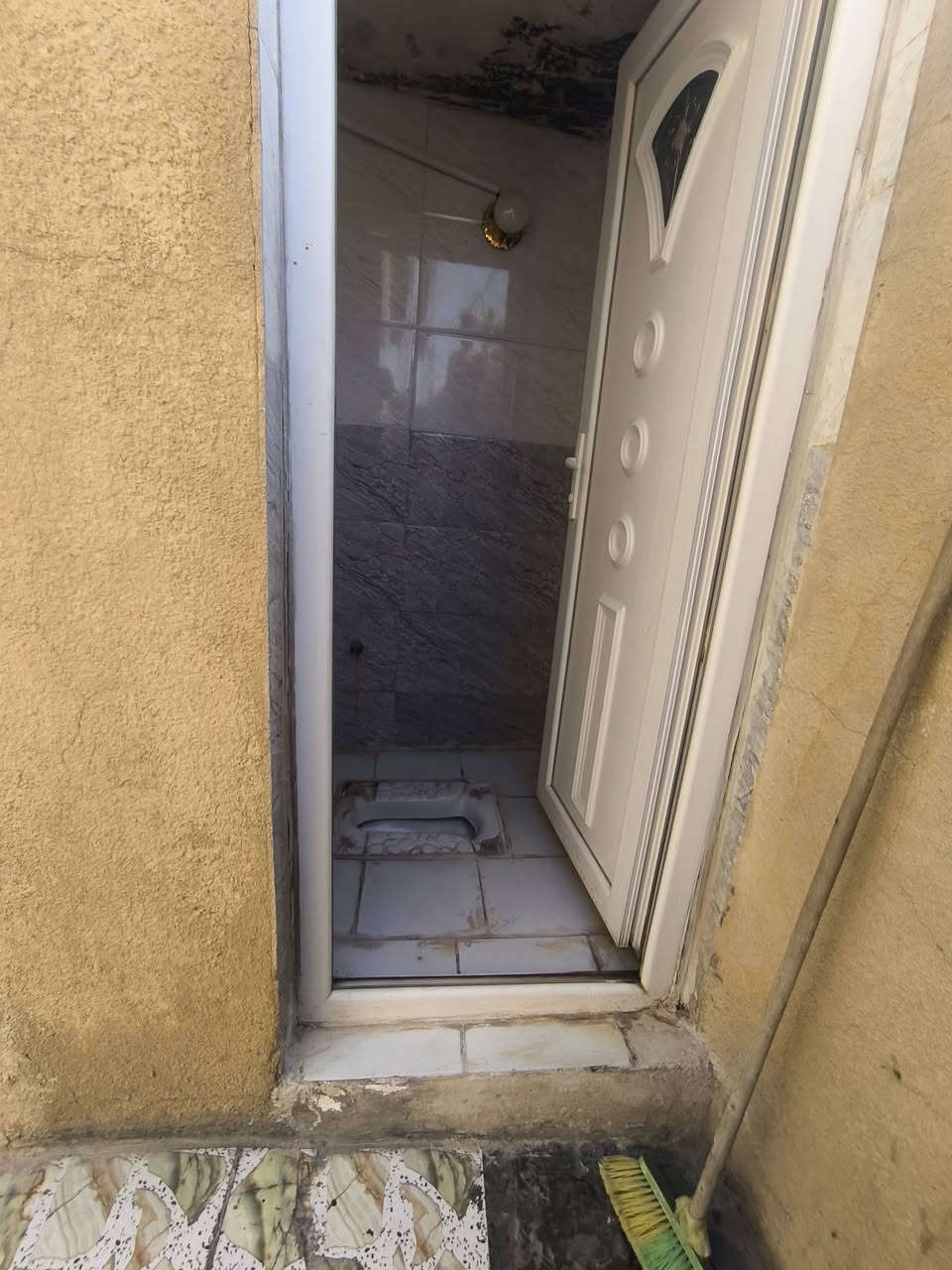 بيت للبيع قرب مدرسه المسار م 90 رقم الهاتف
‏‪***********‬‏
‏‪***********‬‏
