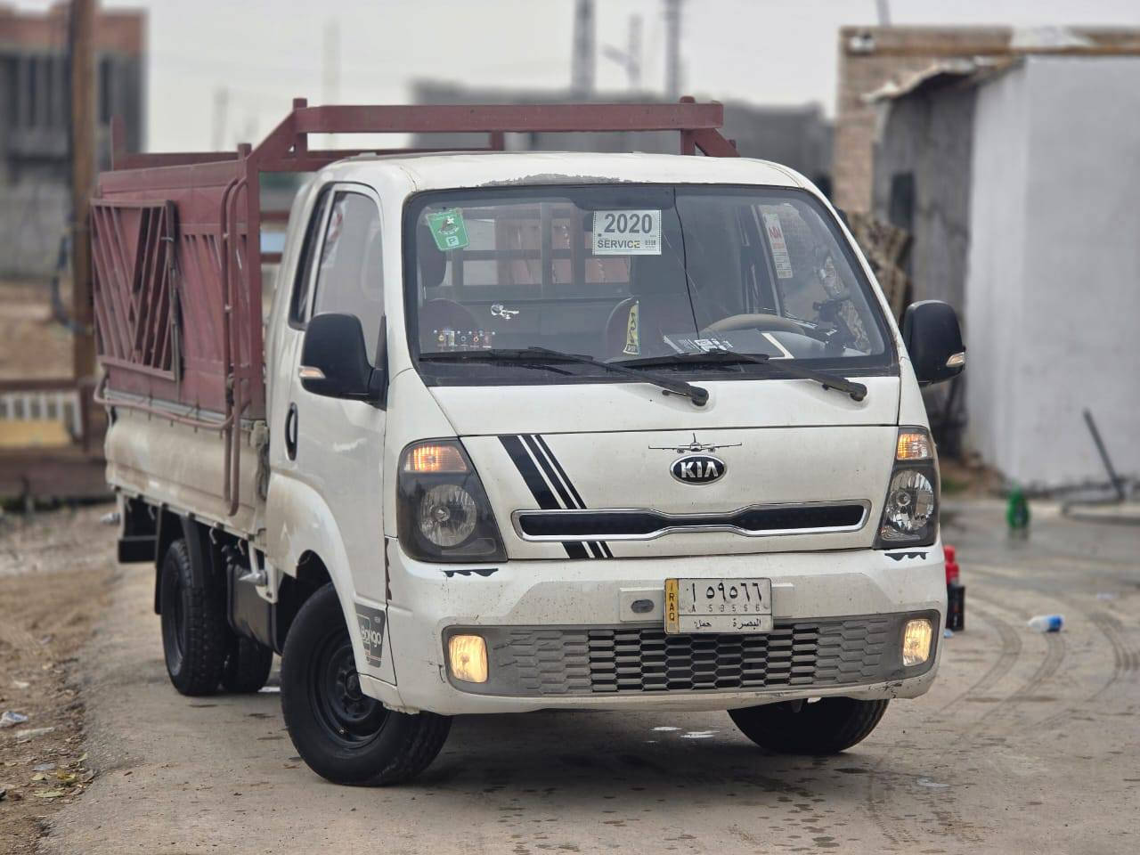 سلام عليكم ورحمة الله للبيع كيا عموشه موديل 2020 رقم البصره بسمي تحويل مباشر   مشروع وطني سياره خير من الله بيه طخه بسيطه وباب سكن مبدل ***********
 *********** مكان فلوجه
