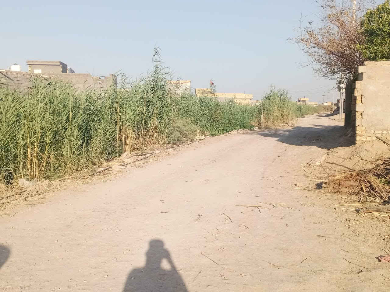 السلام عليكم 
قطعة لبيع 
مساحة 240 متر طابو زراعي سند 25 
الموقع شارع المعاره شارع البزل ابو صوره 
متوفر كافت الخدمات 
وسعر مناسب جدن جدن 
مراجعت مكتب العميد للعقار قرب بيت الحاج طه سوير 
شارع المعاره اي ستفسار 
‏‪***********‬‏
‏‪***********‬‏ واتساب

