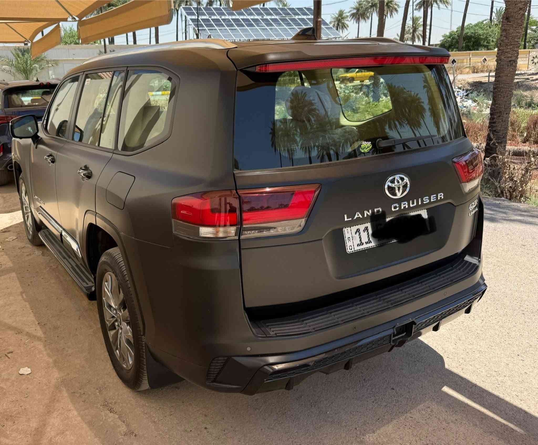 السلام عليكم 

لاندكروز  GXR تنفس طبيعي
موديل ٢٠٢٥
جديده مكفوله من كلشي
ماشيه فقط ٥٠٠ كيلو اخت الزيرو

رقم بغداد 
السيارة مغلفه ppf
للبيع فقط اعتذر عن المراوس
للاستفسار اتصال ع الرقم ***********
