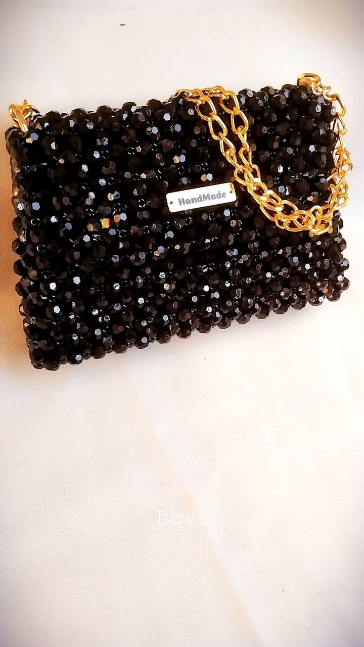 من كولكش العيد 
نفذت حسب الطلب مع مداليه هديه حسب ختيارك 
يوجد توصيل لجميع محافظات العراق وداخل هيت


**إذا كنت صاحب هذا الإعلان وتريد حذفه لأي سبب، رجاءا أرسل رسالة إلى الدعم الفني**