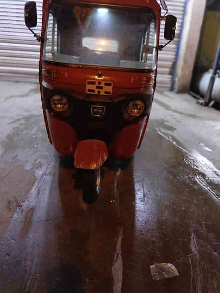 سلام عليكم تكتك مديل 23 شهر 12 بي 13 تكتك مثل ما موضح بلصوره تكتك اوراق وليس رقم 📱 رق الهاتف ‏‪***********‬‏
