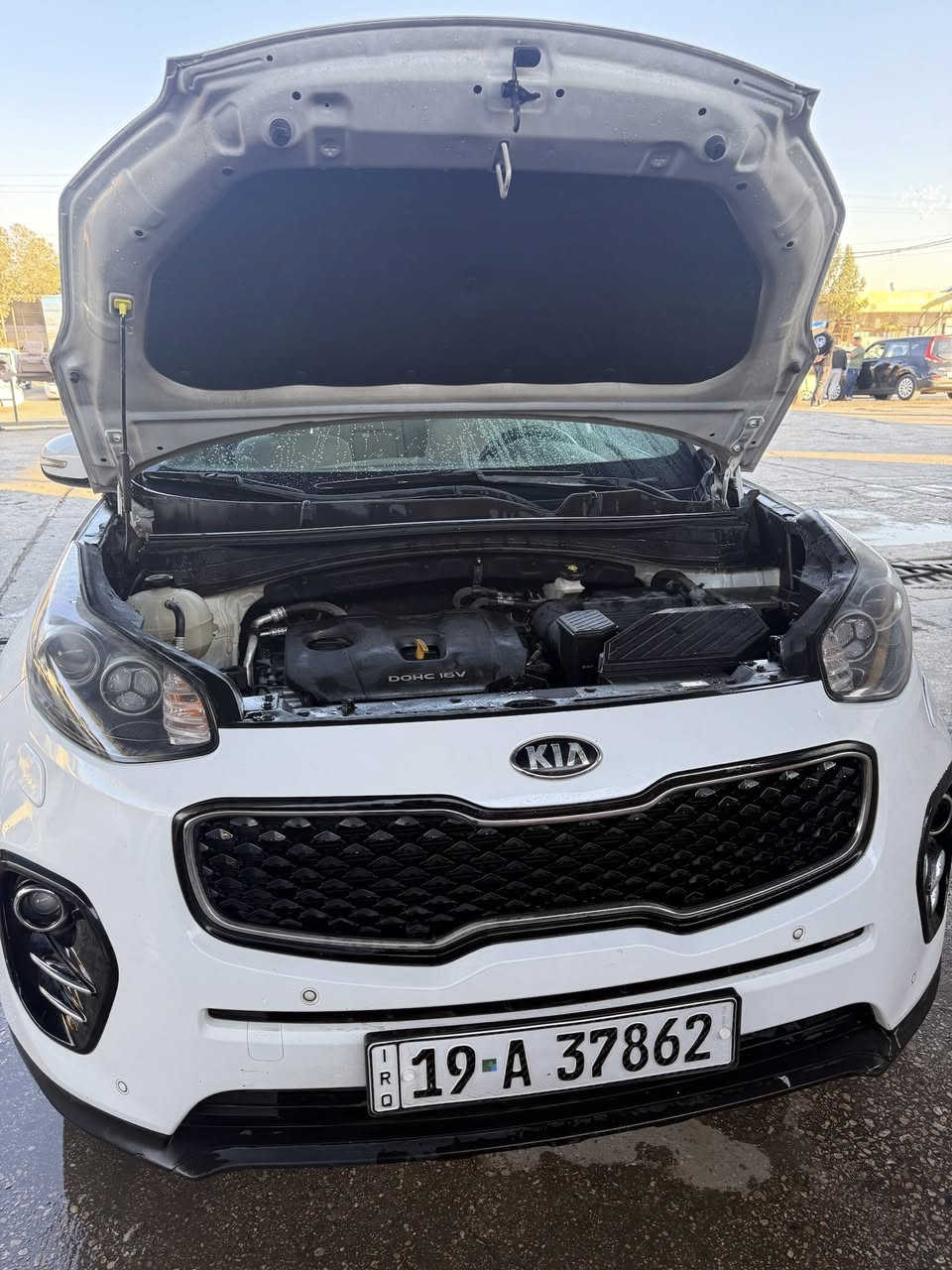 سبورتج خليجي موديل ٢٠١٨
السيارة مكفولة عدا جاملغ ايسر صبغ وشوية بارد بالباب 
بصمة
حساس امامي خلفي 
زراك لايك
تبريد بيانو جهتين
مري شفط
محرك دوش ٢٠٠٠
رقم كربلاء باسمي تحويل ثاني يوم
السيارة ماشية ٩٧ الف كيلو
مكان السيارة كربلاء

السيارة جاهزة من كل شي 
السعر ١٦٨ وبيها مجال
للاستفسار ***********
