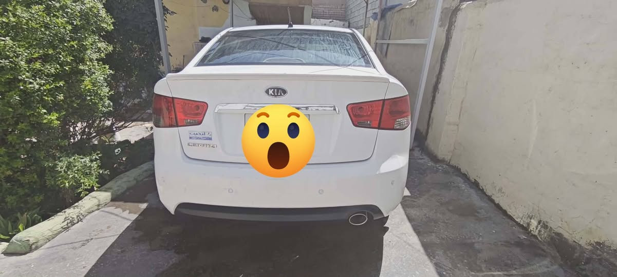 السلام عليكم سيارة سيراتو 2011 سيارة نضيفة كير محرك مكفولة السيارة بيها بس شوية بارد بالباب الخلفي رقمها اربيل ألماني مكان السيارة نجف اريدها ب 110 وبيها مجال قليل
سيارة فتحة تحكم مري شفط ما عدا البصمة فقط مابيها


**إذا كنت صاحب هذا الإعلان وتريد حذفه لأي سبب، رجاءا أرسل رسالة إلى الدعم الفني**