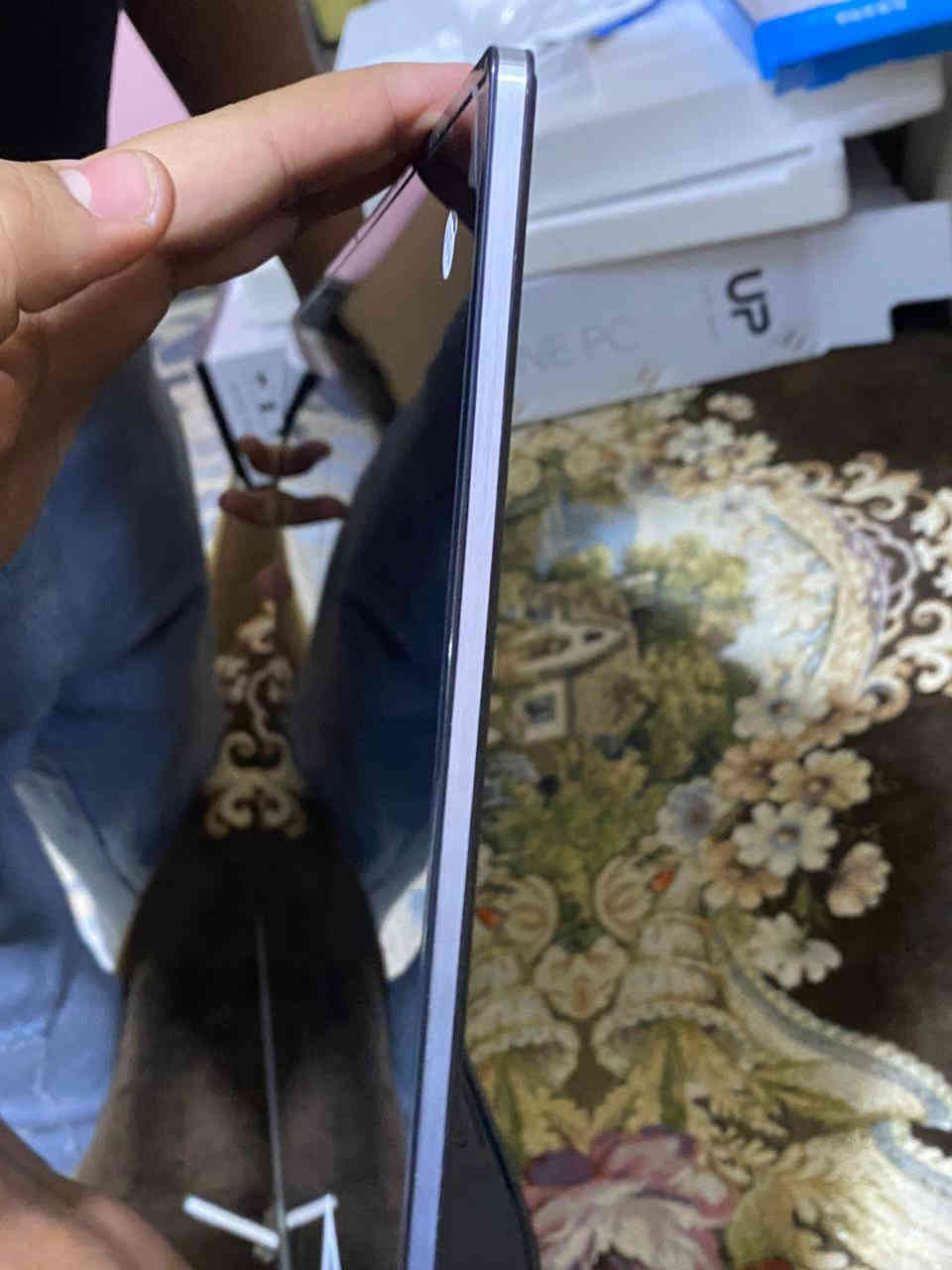 شاشه لبيع
ذاكره512
عشويه 12
منصب على ندوز 10
مع كيبورد و موس 
سعر 400الف وبي مجال قليل جدن
من بغداد حي نصر 
*********** بي وتساب و تصال
