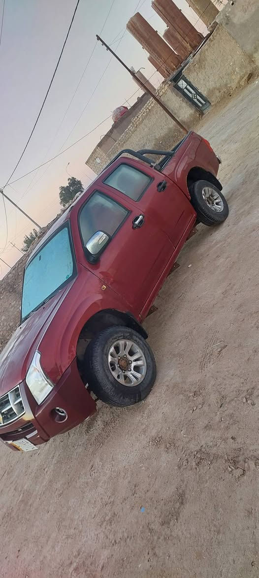 جنبي موديل ١٣ مكفوله من تبديل وضربه بيها فقط بارد قليل كير محرك نضيف لا تنقص ولا تبخر جاهزه ونضيفه مداور مباشر سعرها ٤٨ وبيها مجال قليل مكاني سماوه ***********
