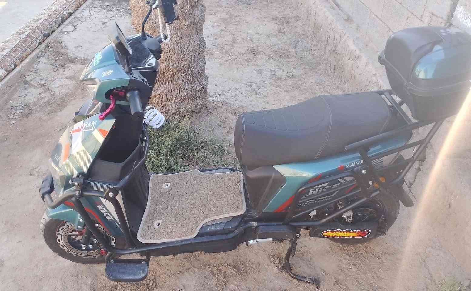 النظافه فول جديد استعمال شهرين بطاريات 10 ونص اللي يشتري يخابرني على هذا الرقم يتوفر واتساب الخط *********** المكان شارع 40 الصوفيه السعر خاص
