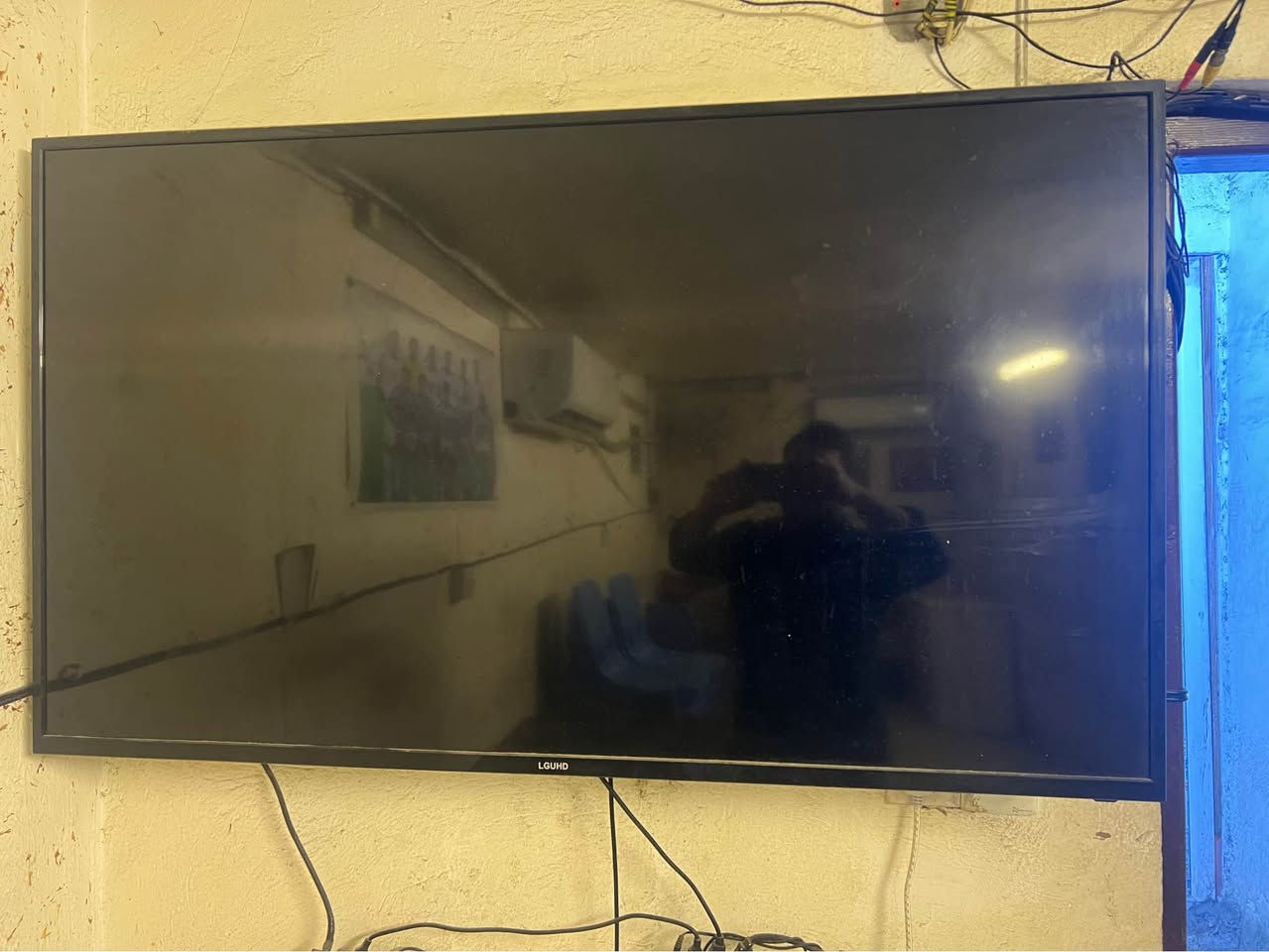 السلام عليكم غراض مقهى للبيع 
٣ سبلت ٢ طن 
مجمده وحده
عارضه وحده 
كونفيره ٢ صغيره + كبيره 
٢ بلازمه ٤٢ 
١ بلازمه ٦٢ 
كيزر ٦٠ لتر 
كراسي ٢٥ 
ميز ٢ 
قنفات ٣ 
اراكيل ٤٠ 
طباخ + قنينه + ملحقات 
منلقه + بلور 
جامخانه كامله 
كل الغراض على الفحص ونضيفه بغداد, العراق


**إذا كنت صاحب هذا الإعلان وتريد حذفه لأي سبب، رجاءا أرسل رسالة إلى الدعم الفني**