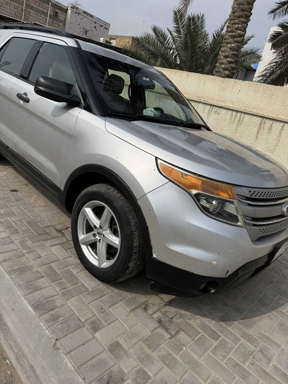 السلام عليكم
فورد اكسبلورر 2012 XLT

وارد كندي بيها بارد فقط اكثر من مكان 

 

شرط بدون دواخل بدون ارباك 

7 راكب

اللون فضي سلفر 

مكينة 6 سلندر 3500 

بطارية جديدة 

تدفئة وتبريد مركزي ثلاث قطع

تحكم تبريد خلفي

تحكم ستيرن

مثبت سرعة

مدخل AUX

إضاءة زينون

كشن قلاب

مقاعد مخمل 

رقم بصرة بأسمي 

مكان السيارة البصرة 

السعر 135

للتواصل: ***********

