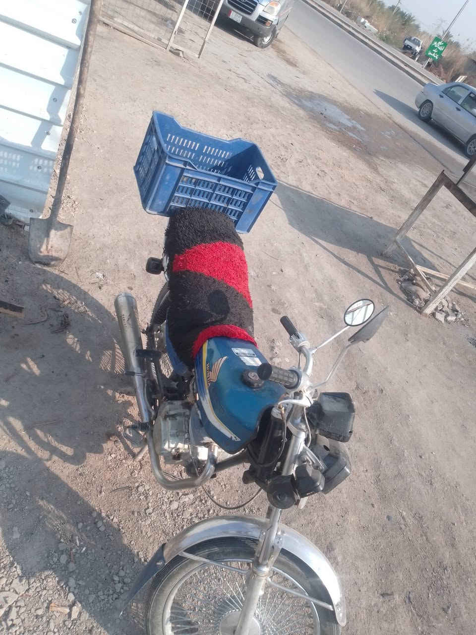 يا الله دراجه رشه البيع ب250وبيها مجال بصيط مكان السده الهنديه 0783 658 0981
