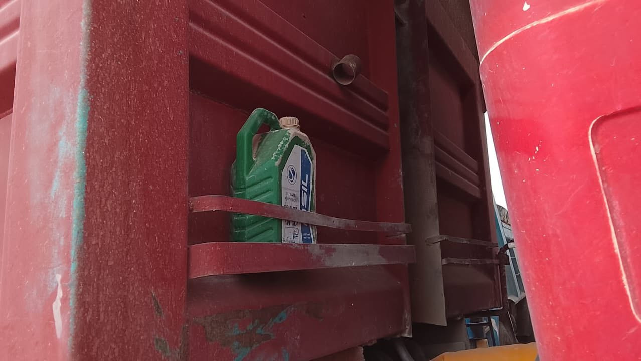 سلام عليكم بدي علم للبيع طوله 6وربع يرهم مراوس بدي مايلر  مكاني سماوه ‭٠٧٨٣ ٥٩١ ٢٠٩٥‬


**إذا كنت صاحب هذا الإعلان وتريد حذفه لأي سبب، رجاءا أرسل رسالة إلى الدعم الفني**