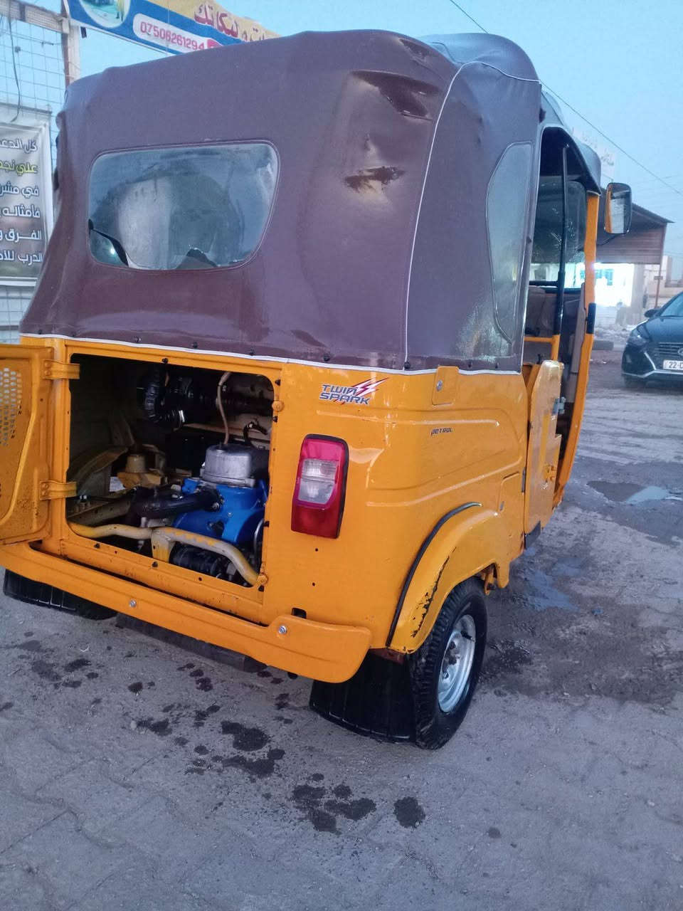 سلام عليكم تكتك باجاج للبيع موديل 2022 كفاله عامه غير بس جادر والدواسات مال باب بيهن زنجار بسيط عارضه 9 وبيه مجال مكاني محموديه
*********** 
*********** واتساب
