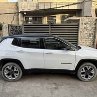 للبيع جيب كومباس ٢٠٢٢  رقم بغداد الجديد  السيارة ماشية (٢٦.٠٠٠) قابل ل...