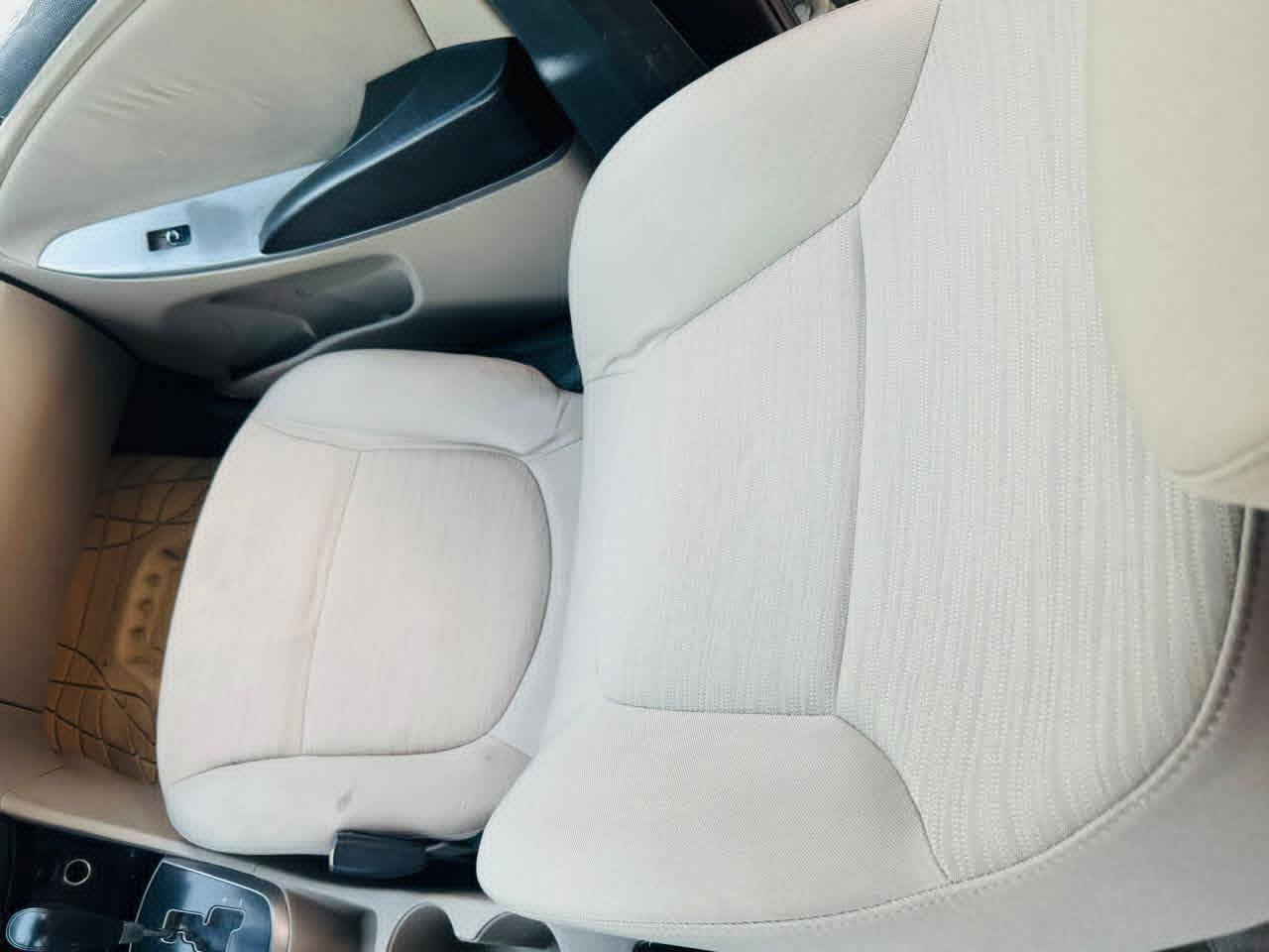 سلام عليكم ورحمه ه‍ونداي اكسنت موديل 2016 خليجي كفاله عامه ما عده دوسه صبق ودير مشر عليهن بصور فقط ولباقي كفاله رقم ذي قار   تحويل ثاني يوم بسم المشتري موصفات فول للخير. شاشه كامره فتحه سقف تحكمات ستيرن جهيتين اناره داخليه ويلكب عدد 5معه تخم تأير توني شاده دواخل بيجي عله وضع شركه  محرك 1600 شرط ما مفتوح جاهزه محرك كير حداديه تبريد جاهزه للخير  سعر 90  اخوان عندي عملية ومتوازي الموشراي لايتغبني سيارة تسوة فوك الشدة اللة شاهد   وبيه مجال لشراي ستفسار ***********
