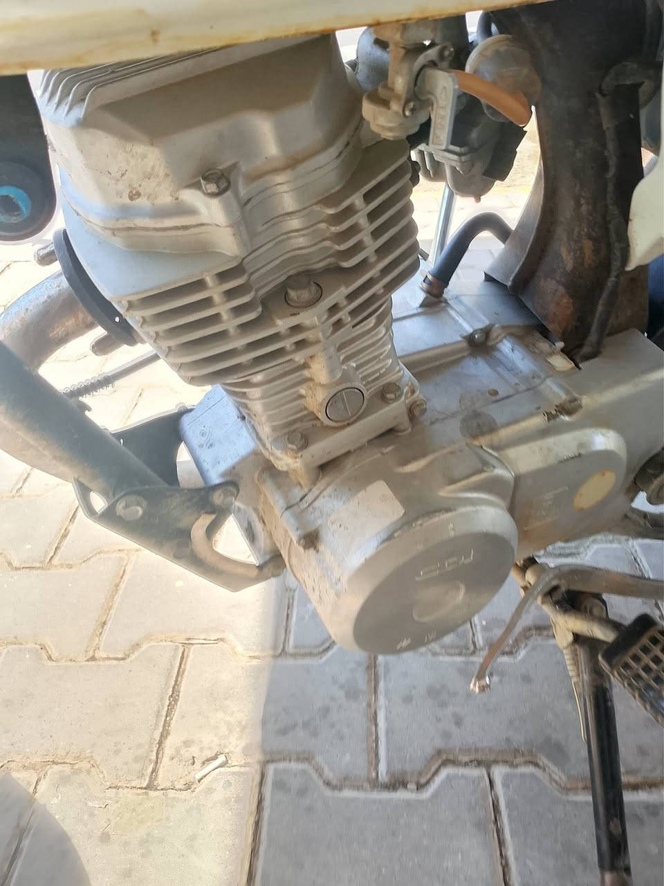 سلام عليكم دراجه للبيع مكينه 23 نامه شلامچه بس مهموله دراجه بيهة بخار مكاني ديالى قرتبه سعر 350 و بيهة مجال ***********

