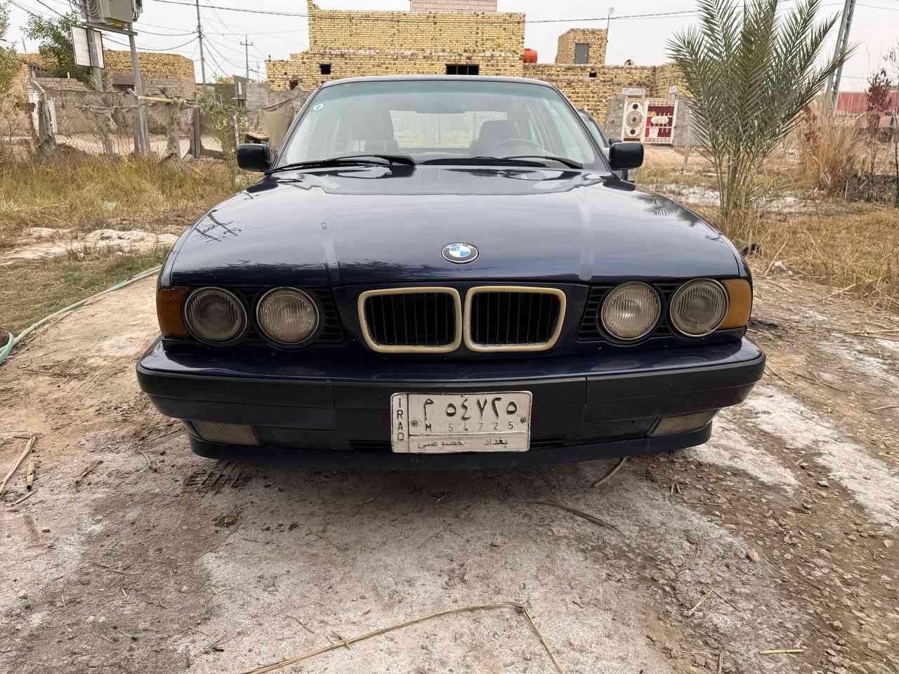 السلام عليكم BMW 525 موديل 1993 رقم بغداد مكينة مسكر 28   صدر كامل جديد تبريد شغال  السيارة مثل ما تشوف بعينك وتجي تشوف نظافه السيارة *********** 
السعر 75 وبيه مجال مكان السيارة ديوانية
