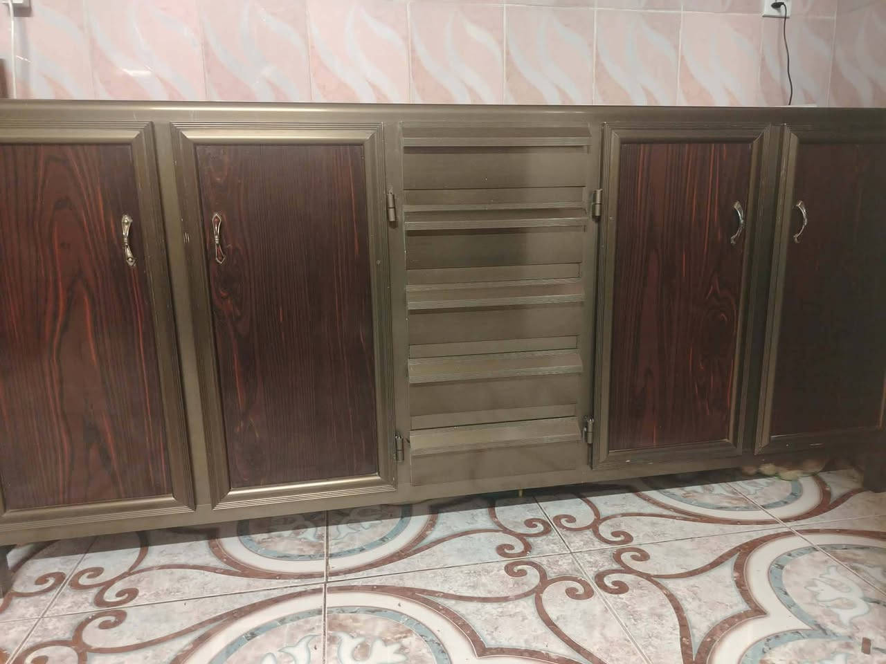 السلام عليكم
للبيع للبيع للبيع
كاونتر اصلي ثقيل الدرج
السعر ٧٥٠ الف 

‏‪***********‬‏ واستاب واتصال
