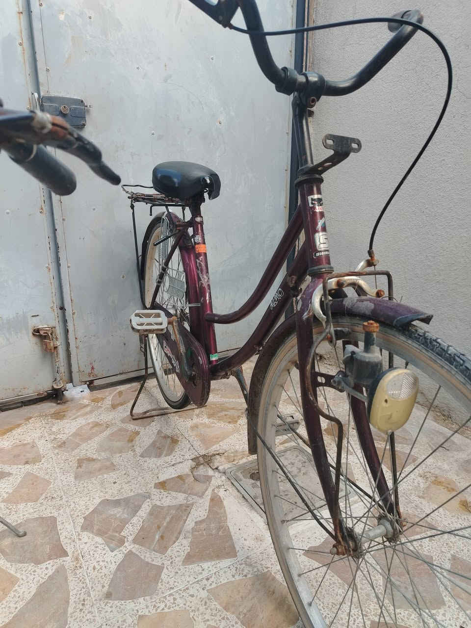 باسكلات للبيع الماروني💜55وبيه مجال وال اخضر 💚50وبيه مجال  موصل حي الانتصار ***********
