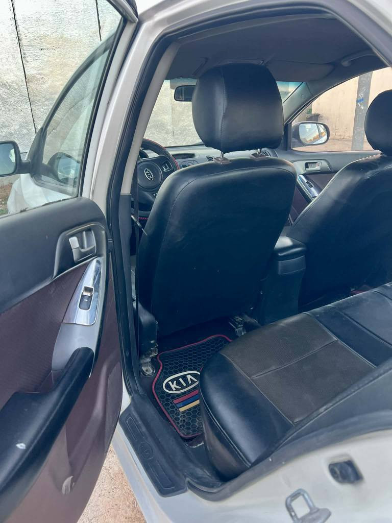 گیا سیراتۆ٢٠١٠سبوغ کام تیزاب بیشوو دوای چەکوشی بیوە نیە ***********

***********  بە شەرتی ێە وەلیات كويسينجاك, أربيل
