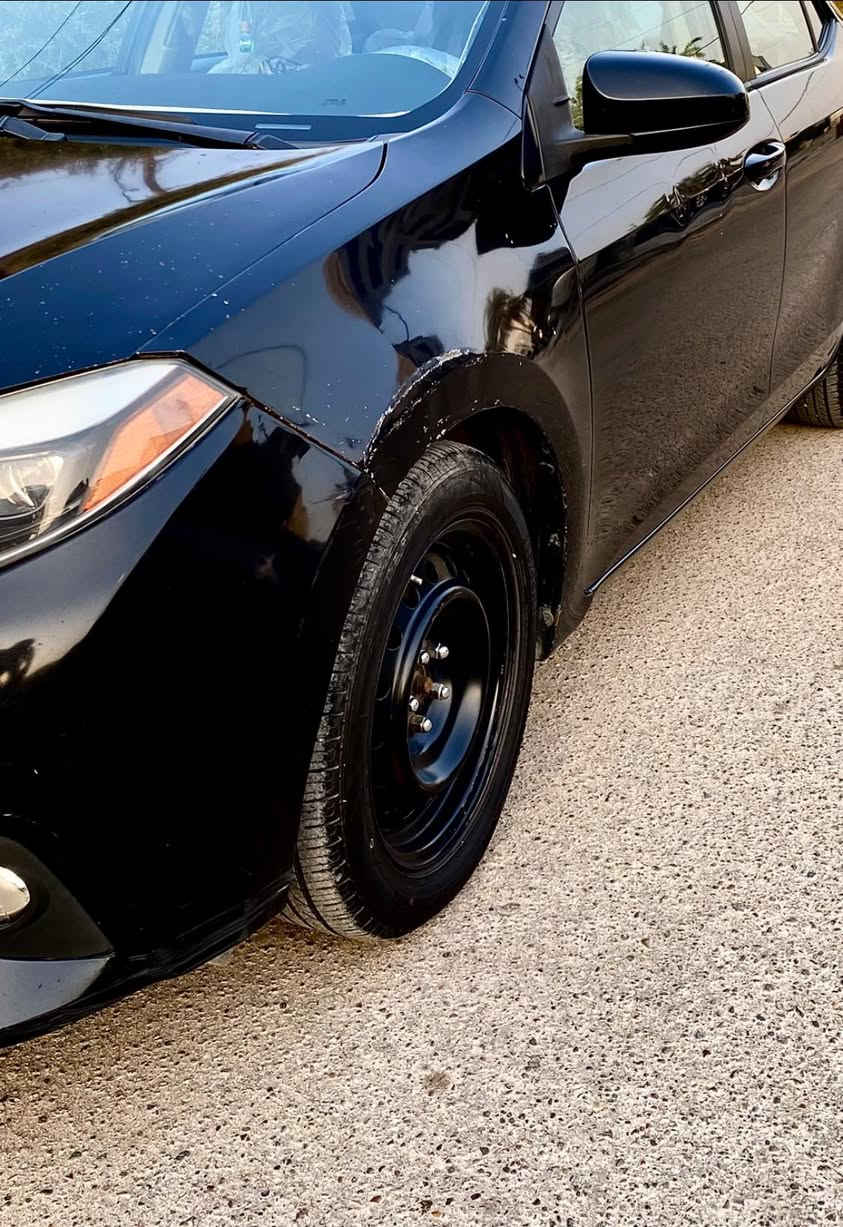 كورلا موديل 14 حادثه من امريكا جاملغ و بنيد سطحيات وبالعراق موضحه بالصور محرك كير حداديه كله مكفوله ماشيه 130 
مكانه بغداد/ ***********
السعر ب 112 وبيه مجال قليل
