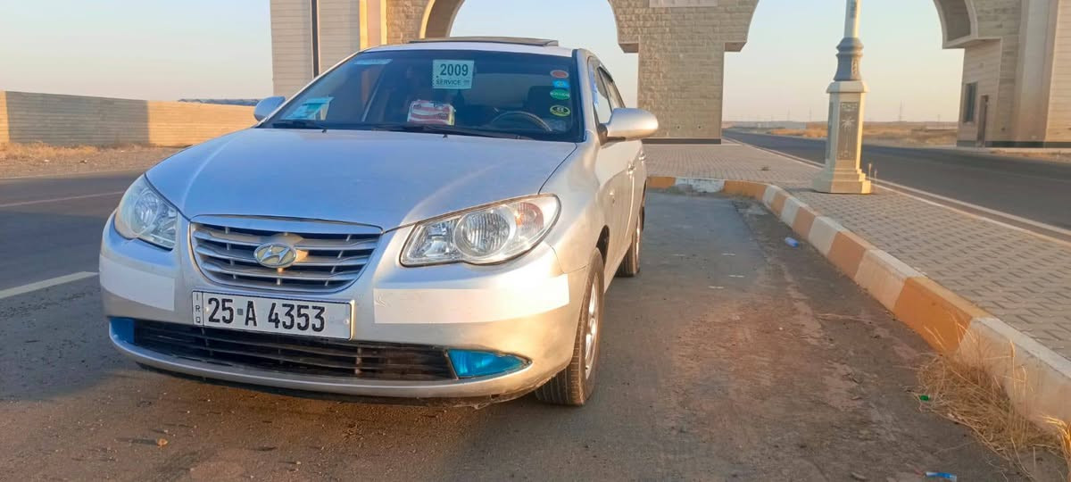 افانتي للبيع موديل 2009 كير ومحرك شرط صدر زين تبريد ثلج رقم دولي باسمي سنويه جديده مشروع وطني سونار موجود  سعر 90 وبيها مجال الا تصال ‏‪***********‬‏
