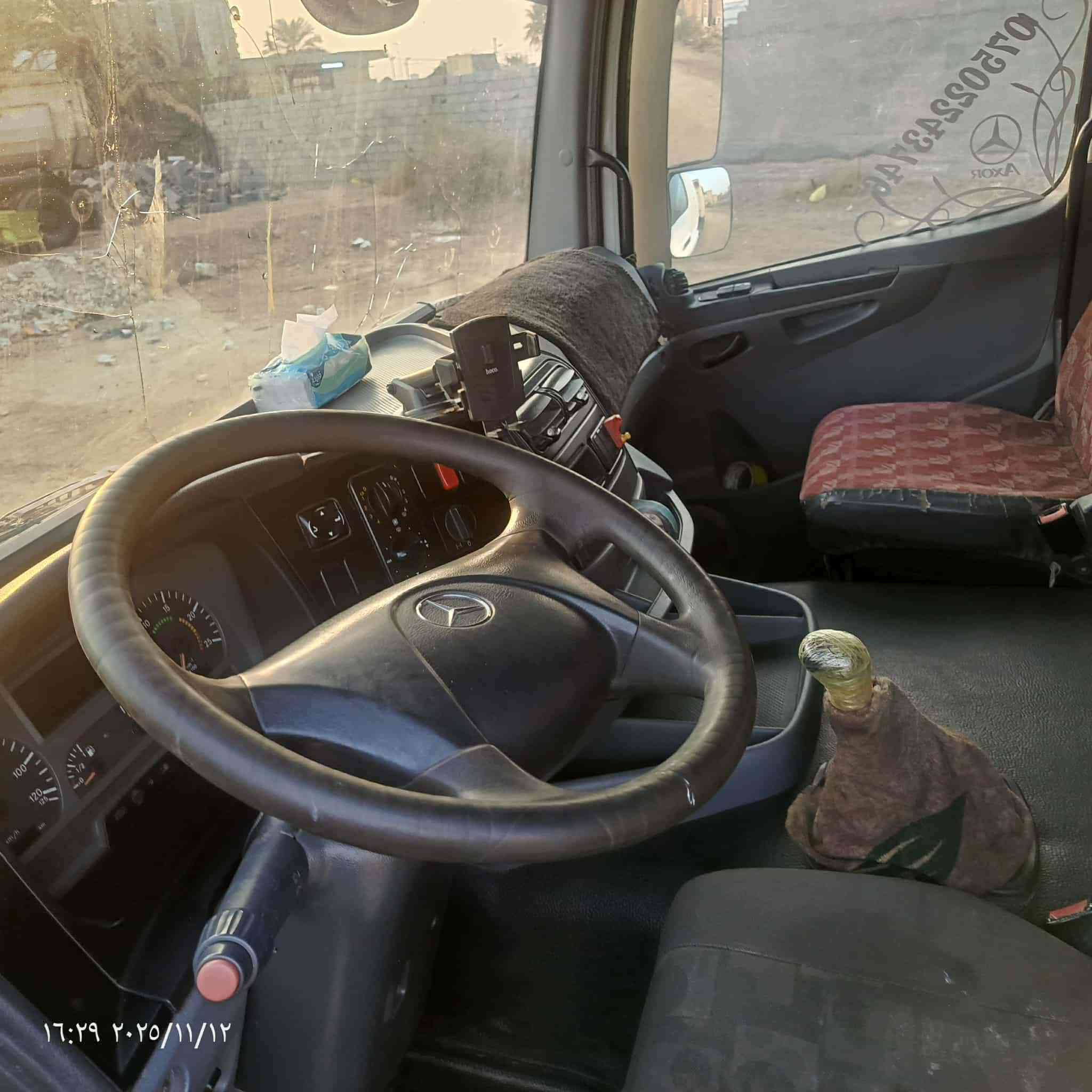 السلام عليكم من رخصت اكسور موديل2007جاهزه للعمل سنويه مجدده رقم أربيل بيع مستعجل رقم صاحب السياره ***********
