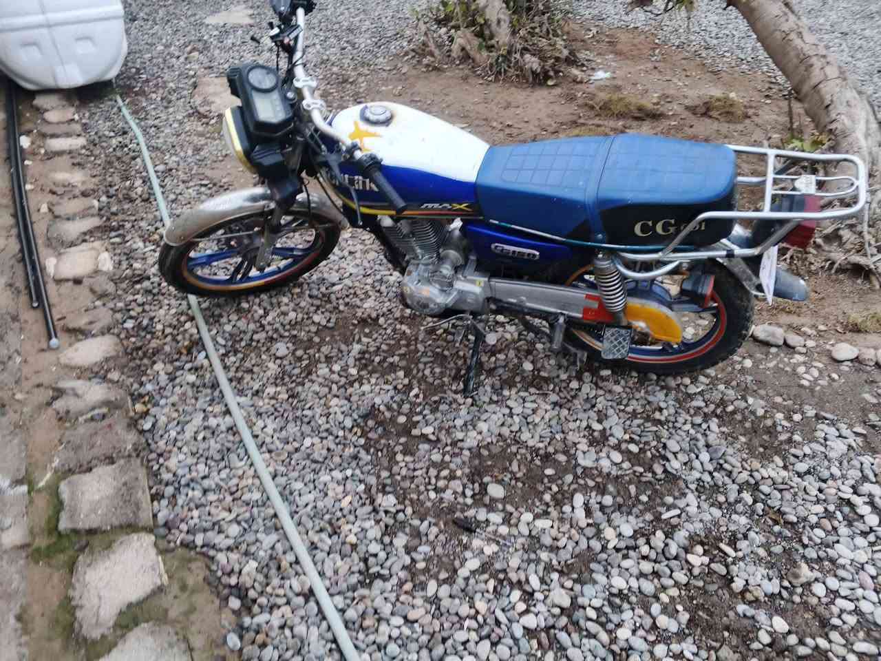 ماطور سيفان سونك موديل 2023باب اول كلو شقال محرك مبدل بستم ماطور نضيف كلو شرط للبيع  550بي مجال مكاني ناحية نمرود قريت السلامية ***********
