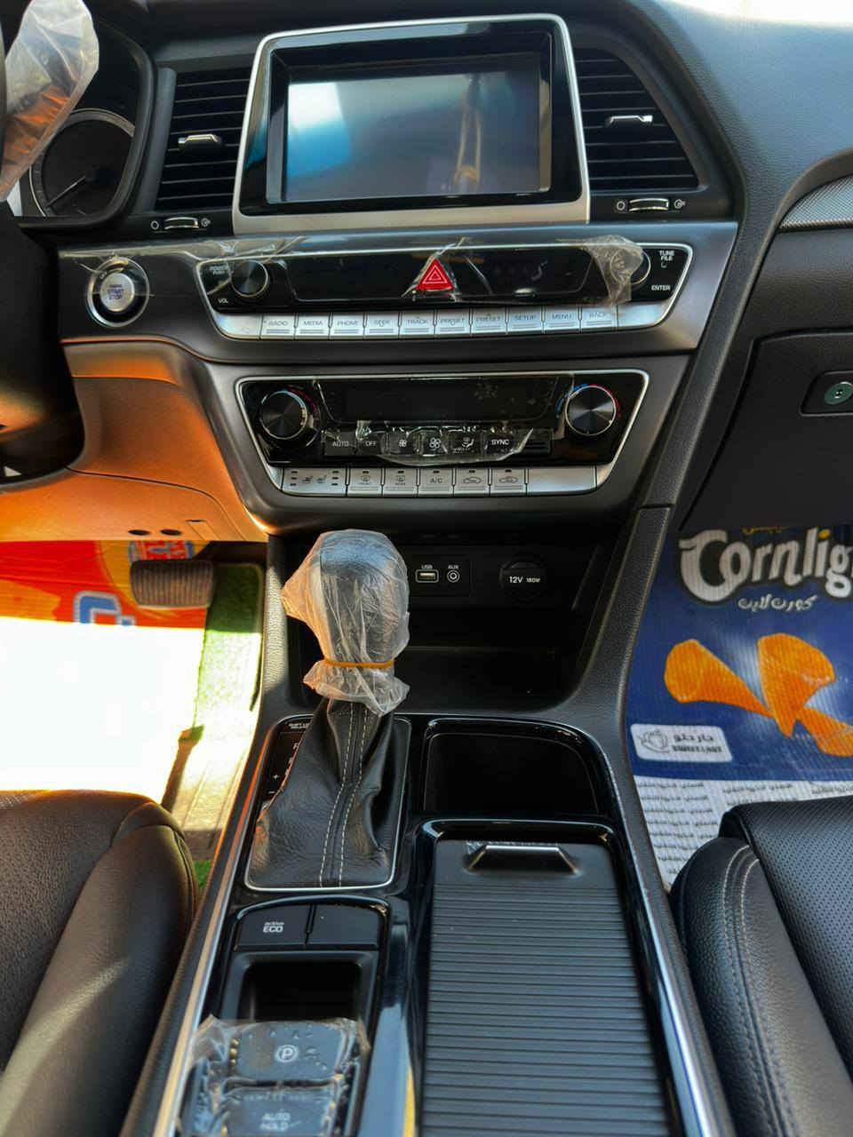 السياره للبيع السعر قابل للتفاوض بيها مجال سياره بالباكيت كلش نظيفه مكفوله ***********📞
كل التفاصيل موجوده +السعر 👇👇
