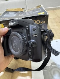 نيكون D80 • نظيفة • صور 2K