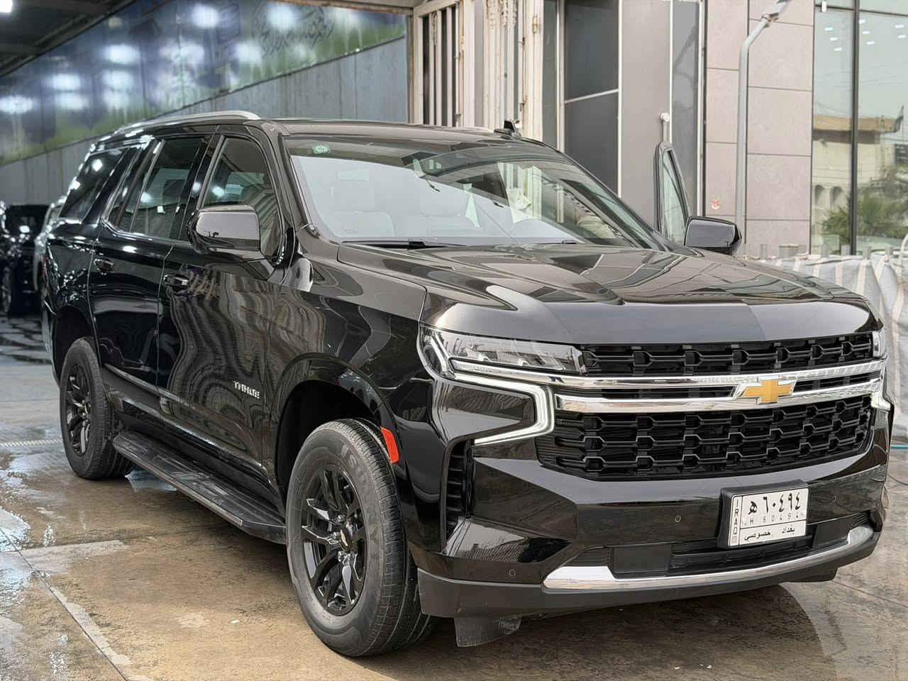 السلام عليكم 
تاهو 2023 ls خليجي 
مواصفاتها 
4 بصمات بالابواب
مانع تصادم 
ثلاجه 
رادارات جانبية 
ماشية 49 الف كيلو متر 
بيها بارد جاملغ خلفي ايسر 
وبارد قليل بالتكمه الفوك باب الراكب كد شبر والتقرير مرفق بالمنشور
سعرها:46 الف دولار وبيها مجال 
للاستفسار اكثر:
***********
***********
مكانها معارض النهضة شركة اللامي
