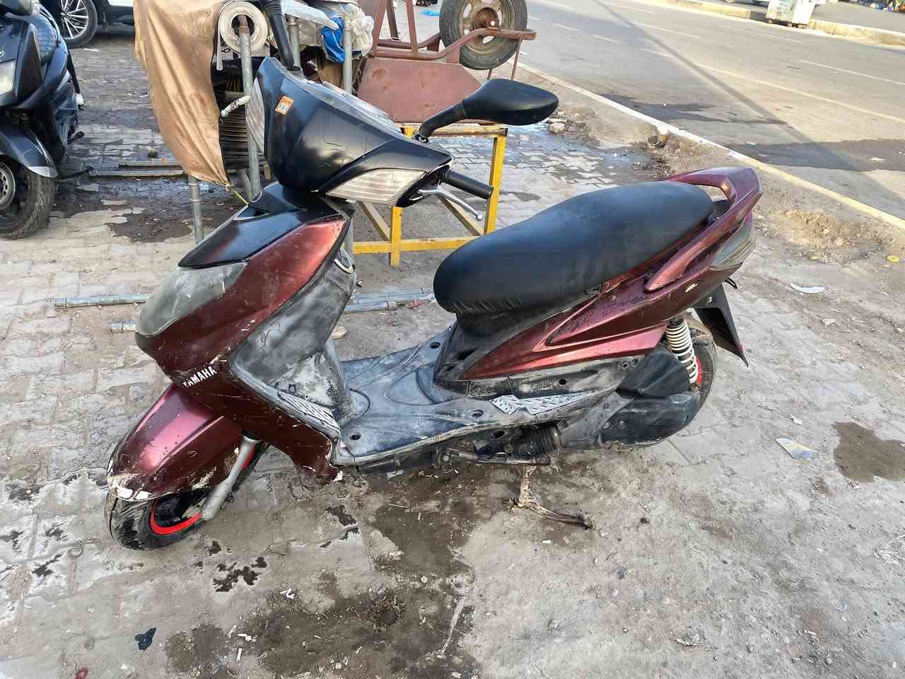 سلام عليكم سكنس فحل للبيع🪐
كفرات بلاديه مابي شي مبدل 🪐✨
مكينه مكفوله برغي مامفتوح المكينه خرسه🪐✨
كلجات بلادي جديدات بيه نقوصات بسيطه كلش🪐✨
السعر خاص مكاني بغداد الجوادر /
رقمي *********** متواجد واتساب🪐✨
