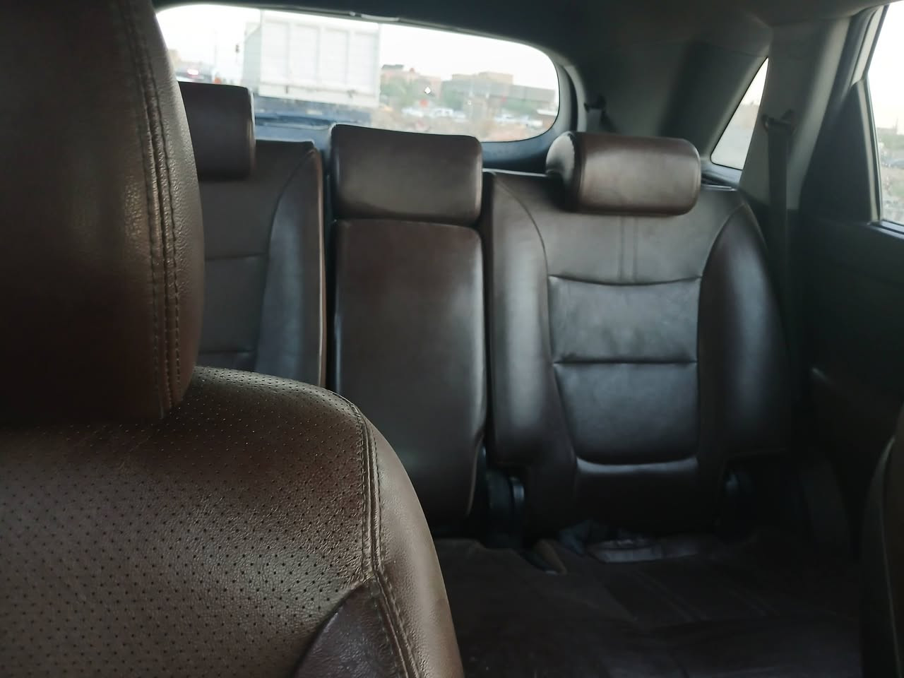 سورنتو موديل ٢٠١٥ خليجي كويتي فول مواصفات عدى البنوراما 7 راكب محرك 6 سلندر رقم قادسيه بأسمي  سياره كفاله بارد قليل السعر 185 وبيه مجال قليل مكان الديوانيه سومر رقم الهاتف ***********
